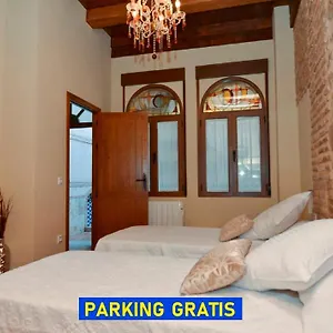 apartamentos-la-casa-del-grial.besthotelstoledo.com/